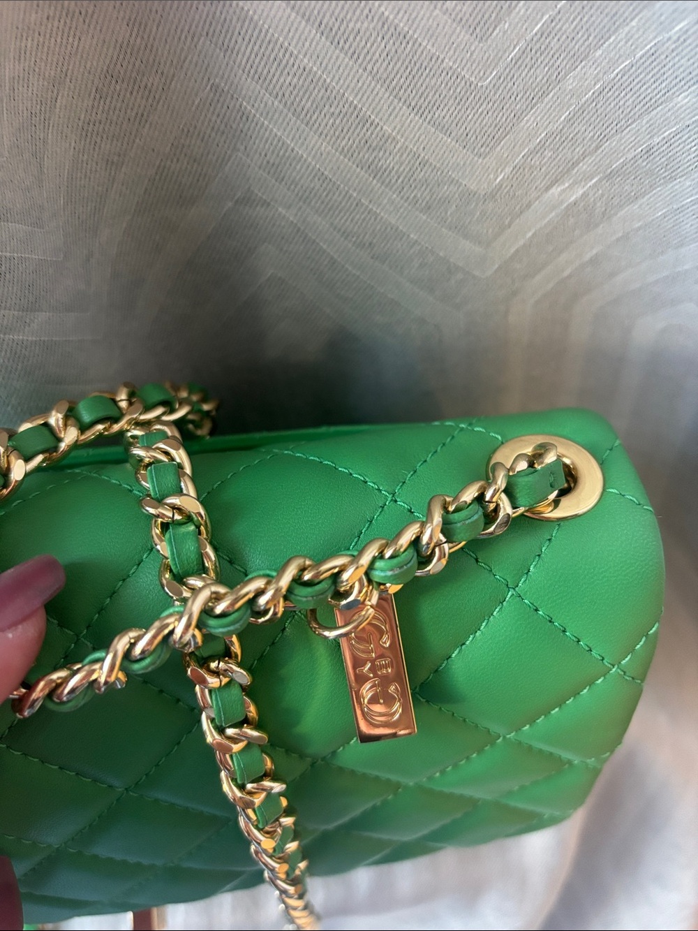 G by Giuliana Lambskin chain strap purse - Picture 2 of 7